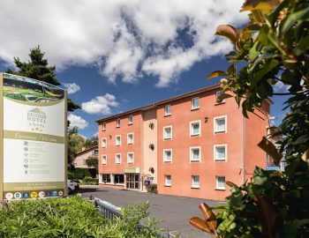 hotel-LE-DELTOUR